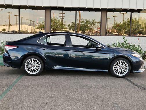 2019 Toyota Camry XLE