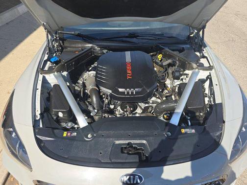 2020 Kia Stinger GT1