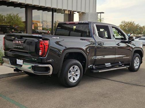 2024 GMC Sierra 1500 SLE
