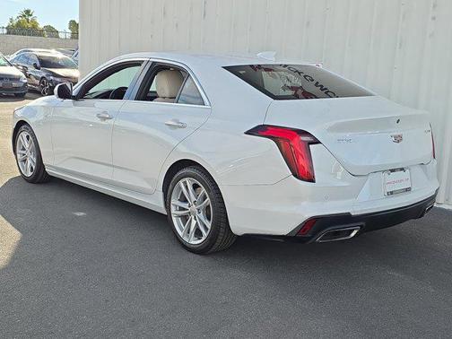 2023 Cadillac CT4 Luxury