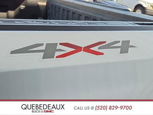 Silver Ice Metallic 2021 Chevrolet Silverado 1500 LT