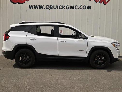 2024 GMC Terrain AWD AT4