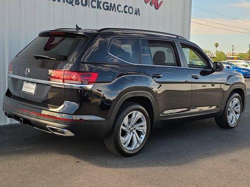 2022 Volkswagen Atlas 3.6L SE w/Technology