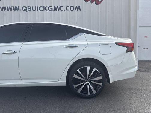 2021 Nissan Altima Platinum Intelligent AWD