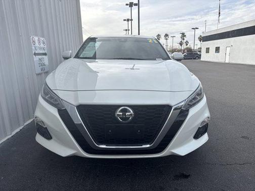 2021 Nissan Altima Platinum Intelligent AWD