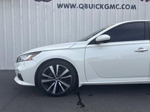 2021 Nissan Altima Platinum Intelligent AWD