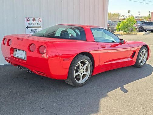 2003 Chevrolet Corvette Base