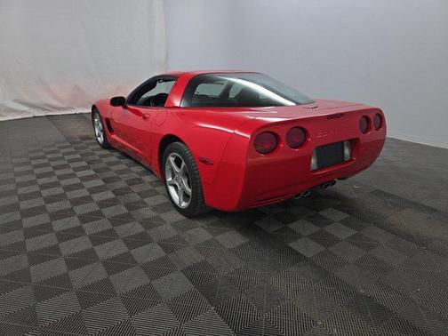 2003 Chevrolet Corvette Base