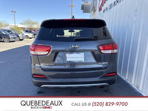 2016 Kia Sorento EX