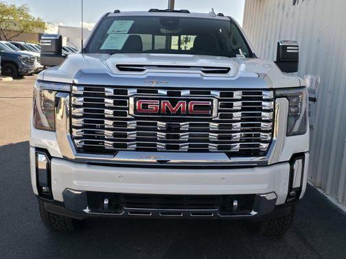 2025 GMC Sierra 2500 Denali