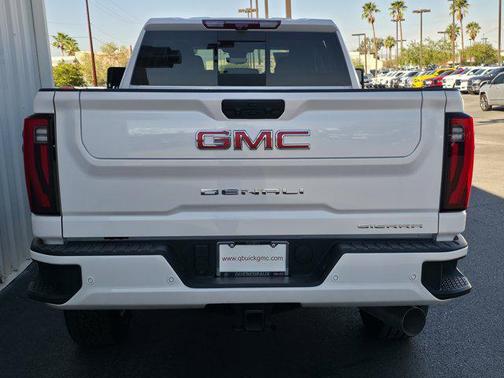 2025 GMC Sierra 2500 Denali