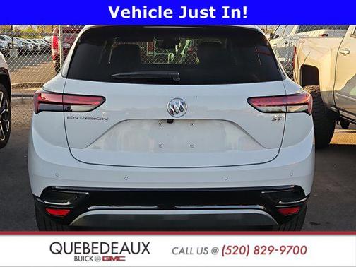 2022 Buick Envision FWD Essence