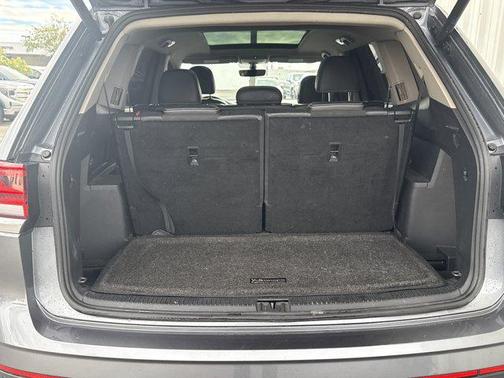 2022 Volkswagen Atlas 3.6L SE w/Technology