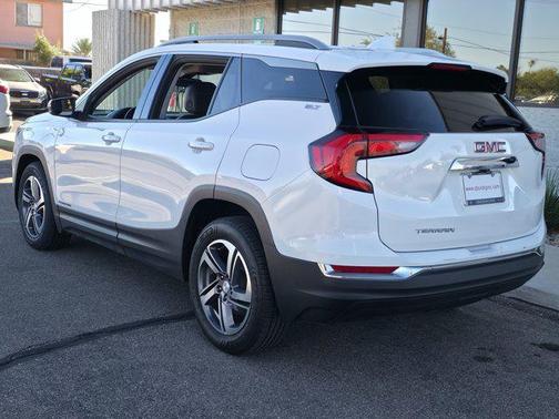 2021 GMC Terrain SLT