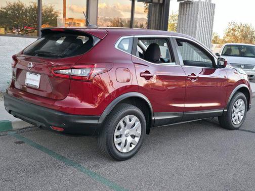 2020 Nissan Rogue Sport S