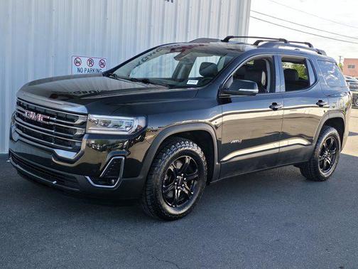2023 GMC Acadia AWD AT4