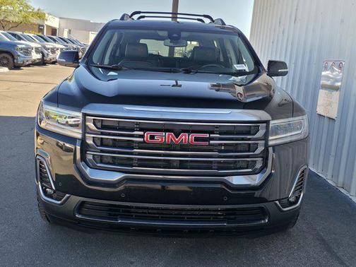 2023 GMC Acadia AWD AT4