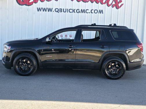 2023 GMC Acadia AWD AT4
