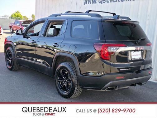 2023 GMC Acadia AWD AT4