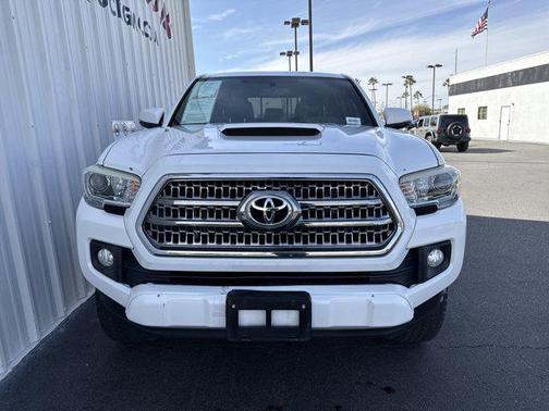 2017 Toyota Tacoma TRD Sport