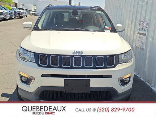 Pearl White Tri-Coat 2018 Jeep Compass Limited