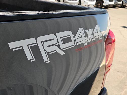 2019 Toyota Tacoma SR