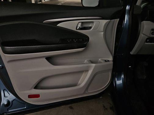 2017 Honda Pilot LX