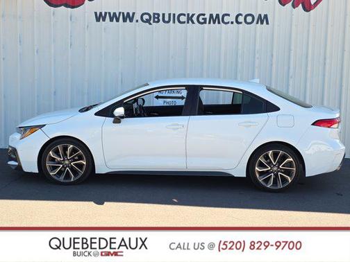 Super White 2021 Toyota Corolla SE