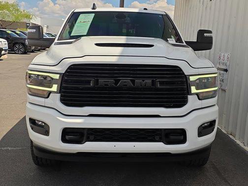 2023 RAM 2500 Laramie Crew Cab 4x4 6'4' Box