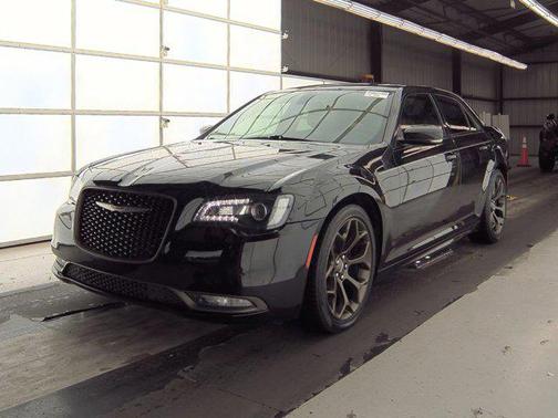 2016 Chrysler 300 S
