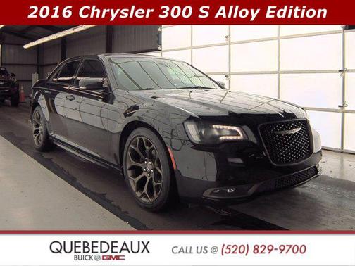 2016 Chrysler 300 S