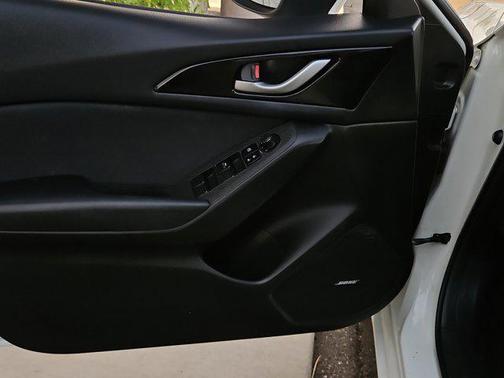 2015 Mazda Mazda3 i Touring