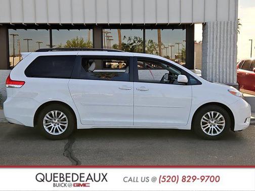 2011 Toyota Sienna XLE