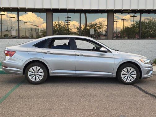 2019 Volkswagen Jetta 1.4T R-Line