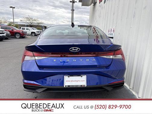 2022 Hyundai ELANTRA SEL