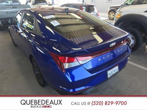 2022 Hyundai ELANTRA SEL