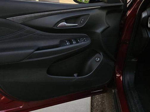 2025 Buick Envista Sport Touring FWD