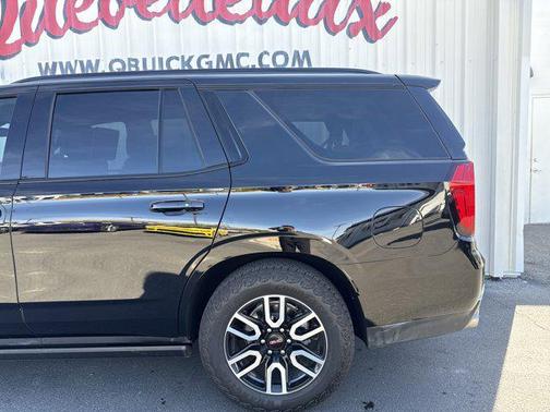 2024 GMC Yukon 4WD AT4