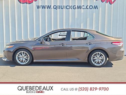 Brown Stone 2018 Toyota Camry XLE