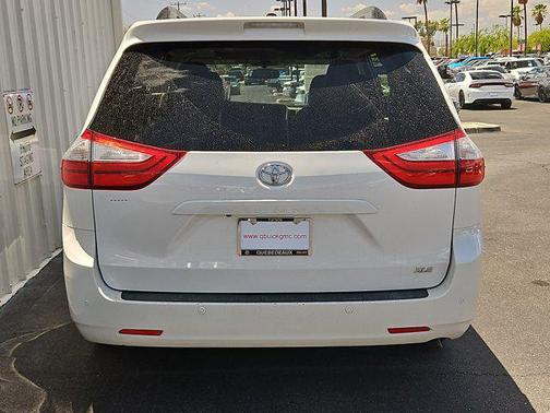 2016 Toyota Sienna XLE Premium