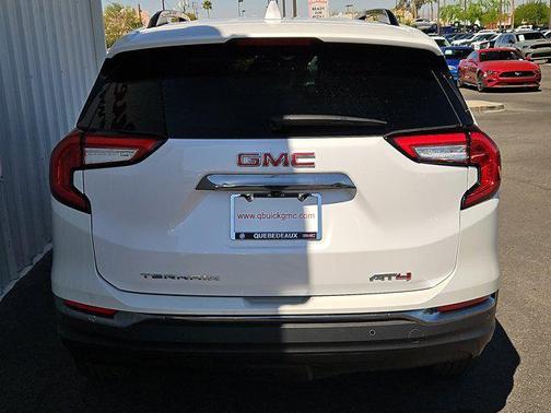 2024 GMC Terrain AWD AT4