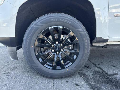 2022 GMC Canyon Elevation Standard