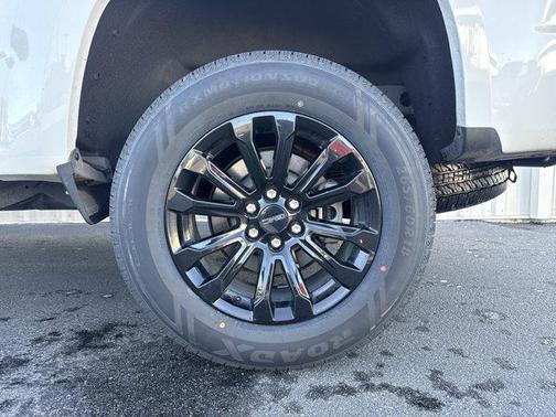 2022 GMC Canyon Elevation Standard