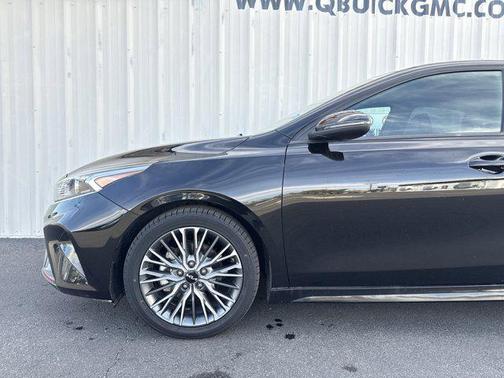 2022 Kia Forte GT-Line