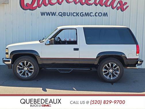 White 1994 Chevrolet Blazer Base