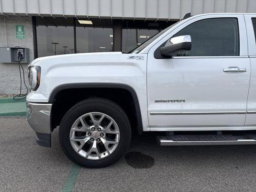 2017 GMC Sierra 1500 SLT