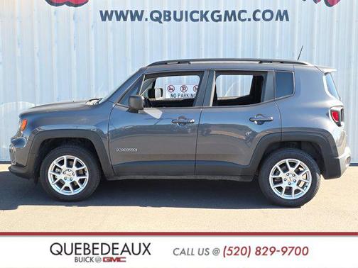 Graphite Gray 2022 Jeep Renegade Latitude