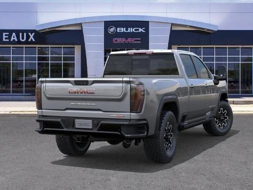 2025 GMC Sierra 2500 AT4