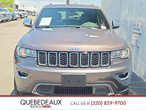 Granite Crystal Metallic Clearcoat 2017 Jeep Grand Cherokee Limited