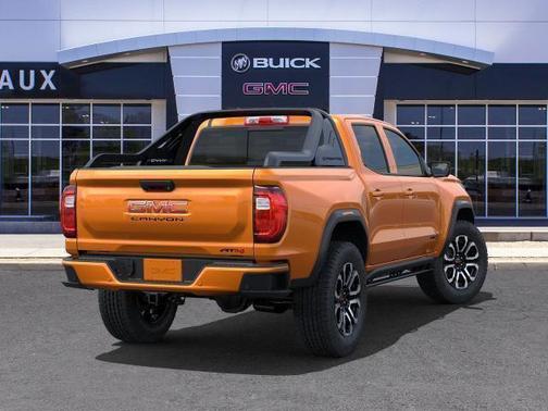 2025 GMC Canyon Base